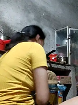 Snapshot of gio-thu chatting on 07-20-26, 01:02 gio-thu online show from 07-20-26, 01:02