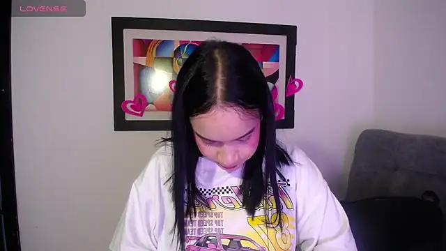 Kari Ruiz  online show from 02-25-26, 09:03