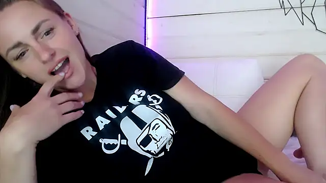 Snapshot of CandyBunie chatting on 07-07-26, 04:04 CandyBunie online show from 07-07-26, 04:04