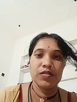 Snapshot of Cuty_tanya chatting on 05-31-26, 06:31 Cuty tanya online show from 05-31-26, 06:31