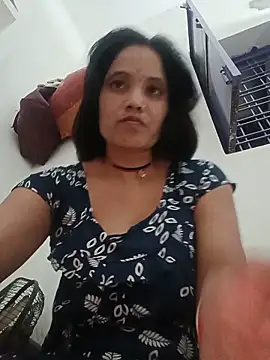 Snapshot of Cuty_tanya chatting on 06-20-26, 05:40 Cuty tanya online show from 06-20-26, 05:40