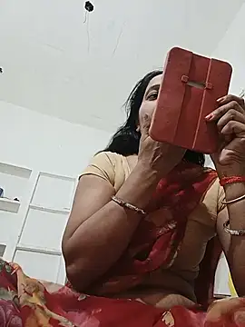 Snapshot of Cuty_tanya chatting on 06-24-26, 04:16 Cuty tanya online show from 06-24-26, 04:16