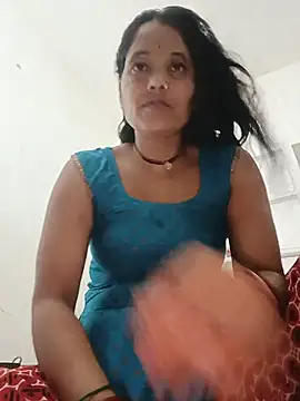Snapshot of Cuty_tanya chatting on 07-07-26, 04:10 Cuty tanya online show from 07-07-26, 04:10