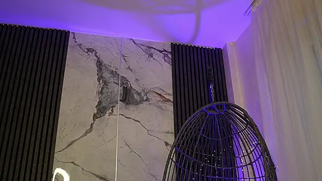 RachelRavee online show from 11-30-25, 05:30