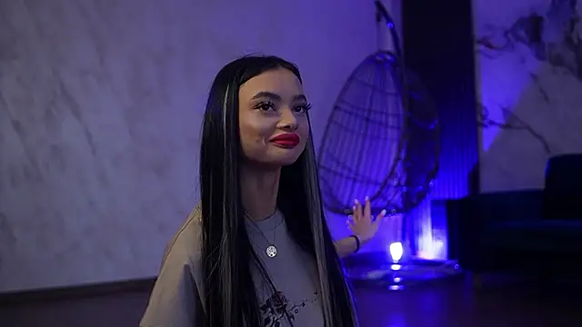 RachelRavee online show from 02-24-26, 05:19