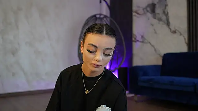 RachelRavee online show from 03-27-26, 05:38