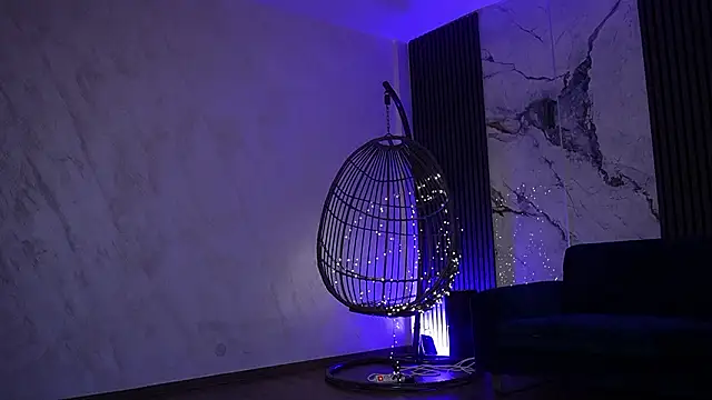 RachelRavee online show from 02-17-26, 05:27