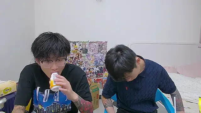 KK-cuteboy online show from 05-30-26, 01:17