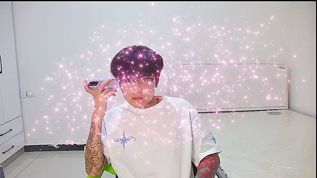 KK-cuteboy online show from 05-21-26, 12:35