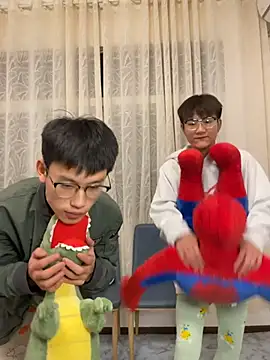 KK-cuteboy online show from 10-13-25, 12:40