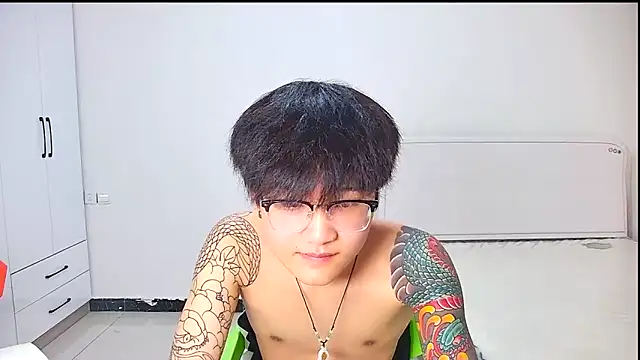 KK-cuteboy online show from 05-23-26, 03:22
