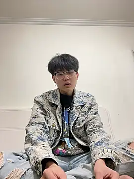 KK-cuteboy online show from 04-28-26, 11:36