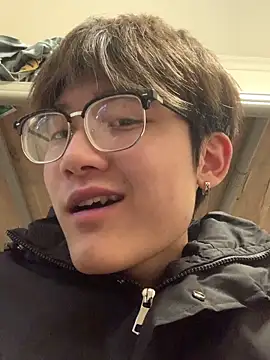 KK-cuteboy online show from 11-29-25, 10:04