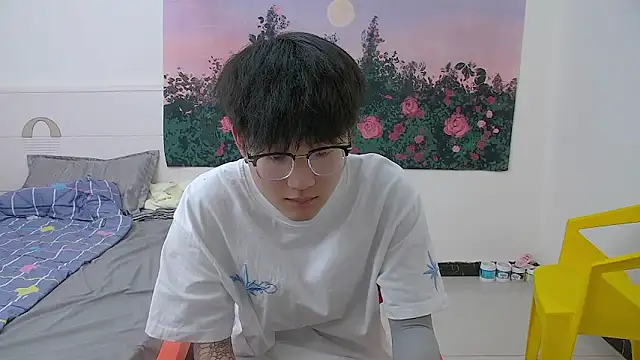 KK-cuteboy online show from 05-04-26, 01:03