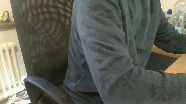 Kawayleo online show from 11-14-25, 09:13