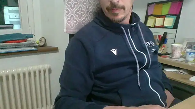 Kawayleo online show from 04-12-26, 09:18