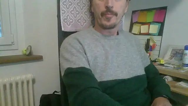 Kawayleo online show from 10-25-25, 10:10