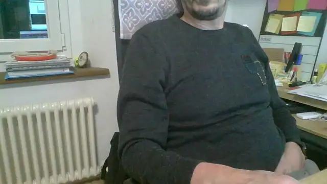 Kawayleo online show from 02-15-26, 04:06