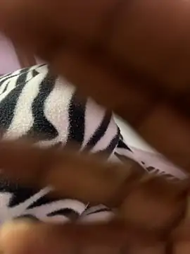 Nora-2003 online show from 11-10-25, 04:23