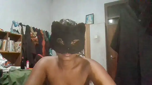 Nora-2003 online show from 04-05-26, 04:35