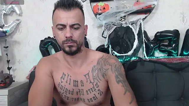 RyanVibe online show from 10-27-25, 04:19