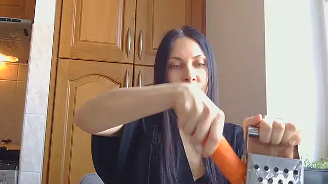 Snapshot of Olivarra chatting on 03-04-26, 08:11 Olivarra online show from 03-04-26, 08:11