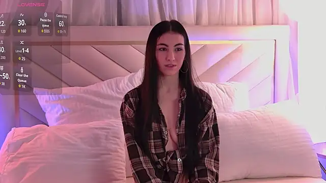 BettyLeen online show from 12-19-25, 03:54