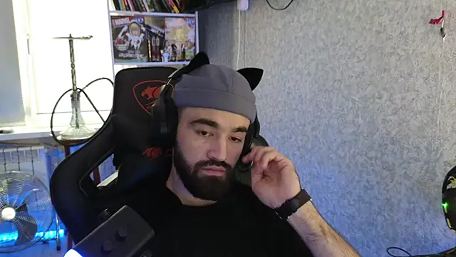 Nik Namee online show from 10-13-25, 11:23