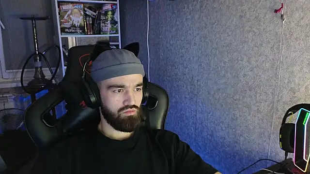 Nik Namee online show from 11-23-25, 05:23