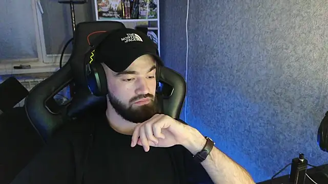 Nik Namee online show from 11-19-25, 02:11