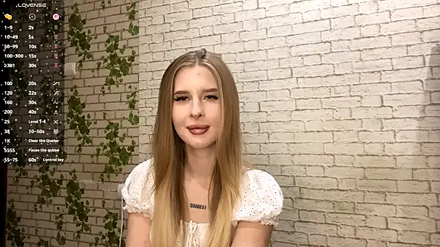 RosalindSherlock online show from 11-04-25, 08:23