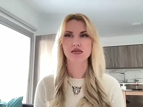 Snapshot of Ilymaris chatting on 02-08-26, 08:45 Ilymaris online show from 02-08-26, 08:45