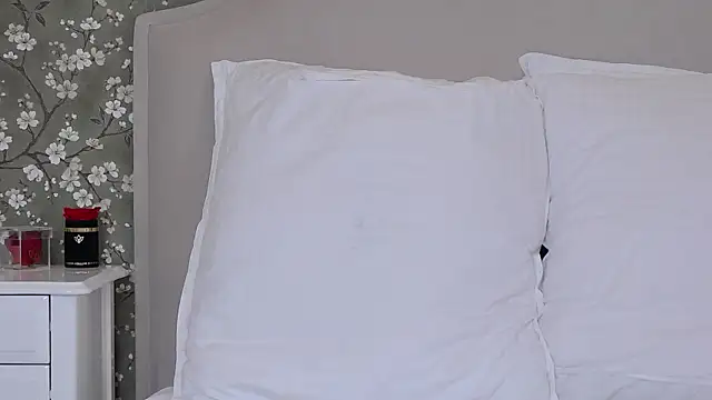 TesaQuinn online show from 11-27-25, 06:52