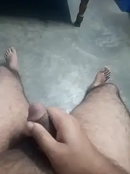 Snapshot of TrainedBend28 chatting on 02-08-26, 05:21 TrainedBend28 online show from 02-08-26, 05:21