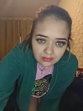 Snapshot of Lupy_foryou_sexy chatting on 06-02-26, 11:32 Lupy foryou sexy online show from 06-02-26, 11:32
