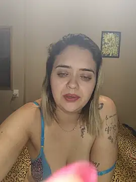 Snapshot of Lupy_foryou_sexy chatting on 07-19-26, 04:43 Lupy foryou sexy online show from 07-19-26, 04:43