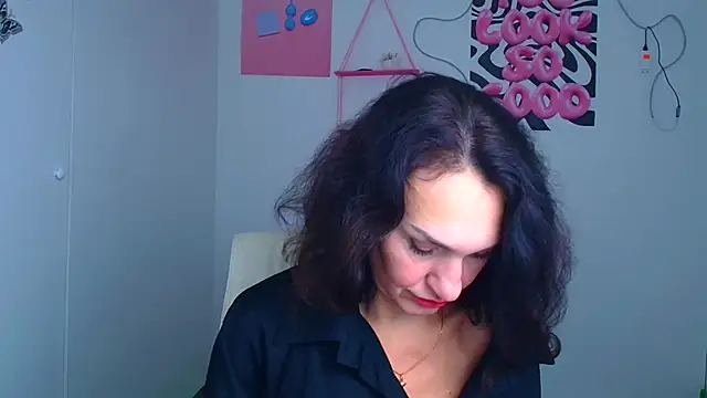 Rosie Rosee online show from 01-05-26, 05:27