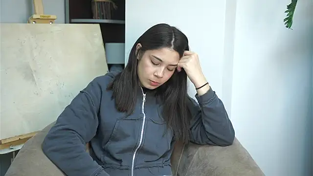 WinnieLodge online show from 10-18-25, 10:28