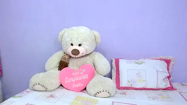 zara cute online show from 11-18-25, 12:19