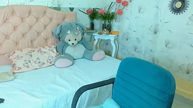 zara cute online show from 01-17-26, 12:20