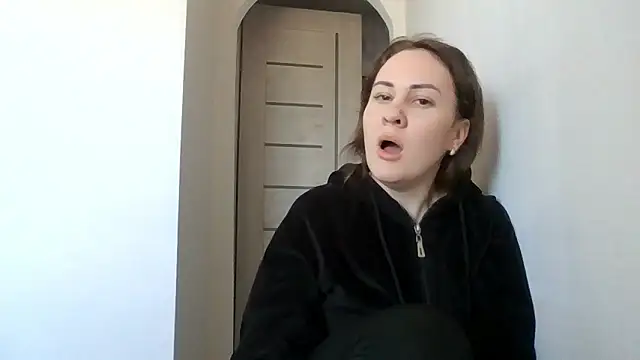 Snapshot of MeadowEyes chatting on 04-22-26, 08:10 MeadowEyes online show from 04-22-26, 08:10