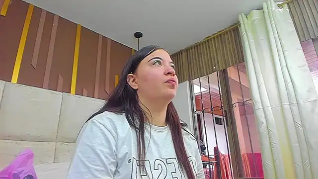 AmbarGills online show from 02-08-26, 01:42