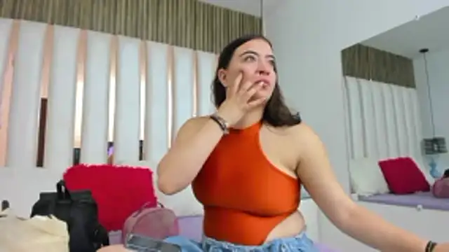 AmbarGills online show from 01-11-26, 01:51