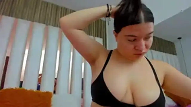 AmbarGills online show from 01-15-26, 12:52