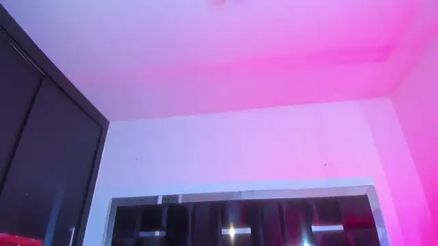 Snapshot of Cami_KingSex chatting on 06-26-26, 07:31 Cami KingSex online show from 06-26-26, 07:31
