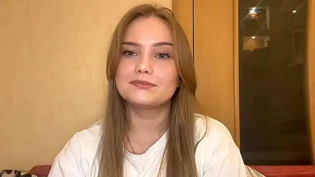 WillowSturiaIe online show from 10-17-25, 09:23