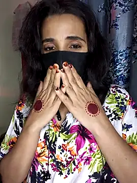 Snapshot of Royal_Shona chatting on 10-18-25, 07:05 Royal Shona online show from 10-18-25, 07:05