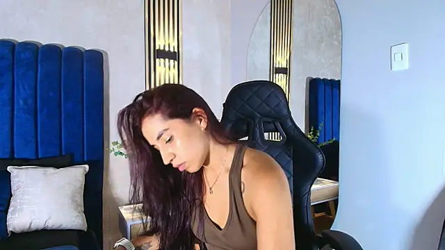 Vittoria Conti  online show from 07-23-26, 05:42