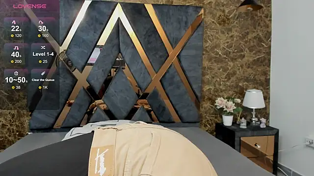 Vittoria Conti  online show from 04-07-26, 05:15