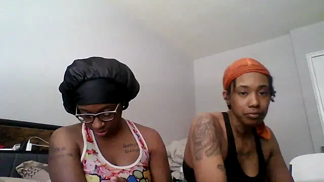 dezzidavill online show from 02-08-26, 03:10